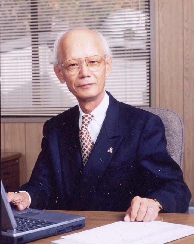代表取締役会長 中畑孚一